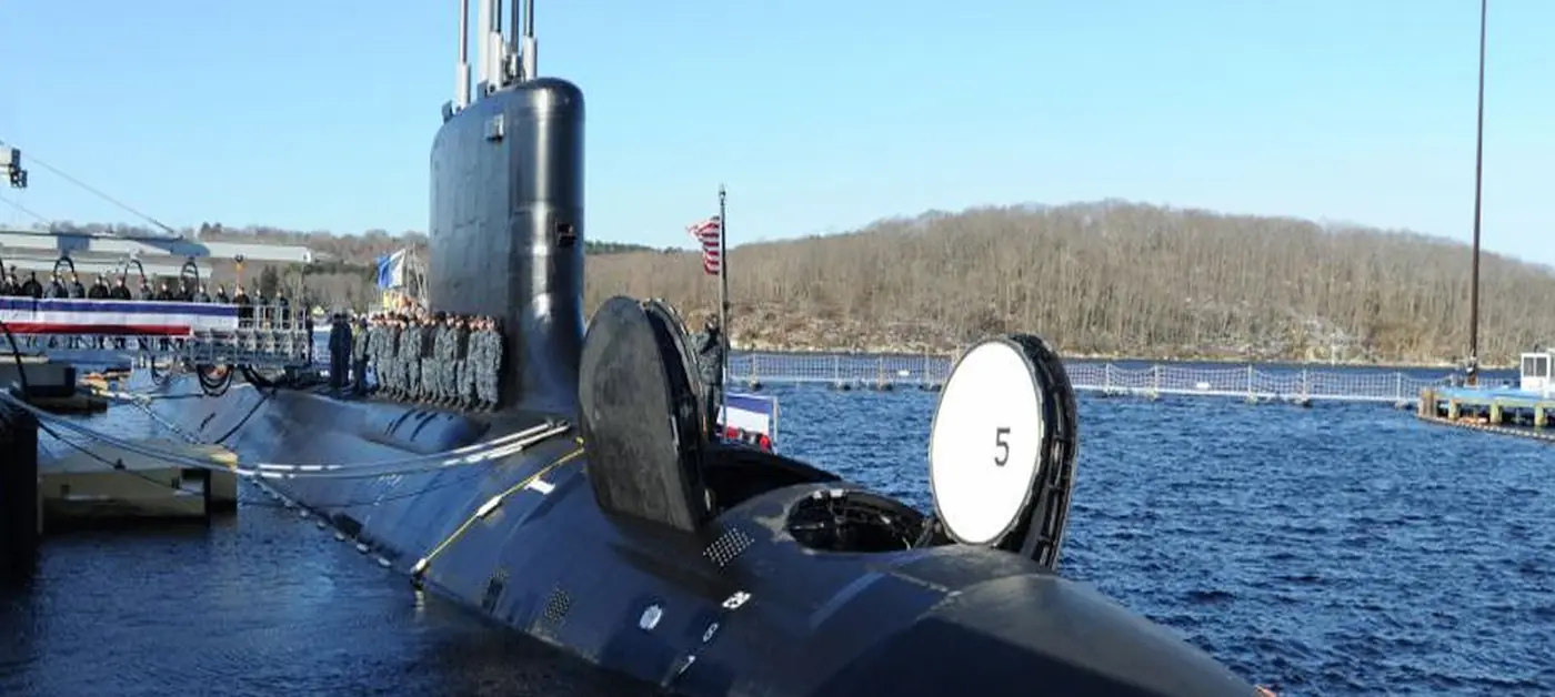 A submarine during<br />
 docking operation.